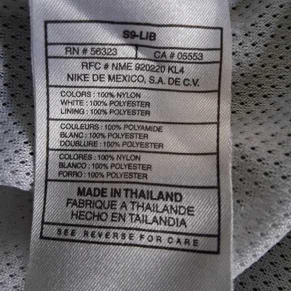 Nike Green Rain Windbreaker Jacket - Picture 5 of 5